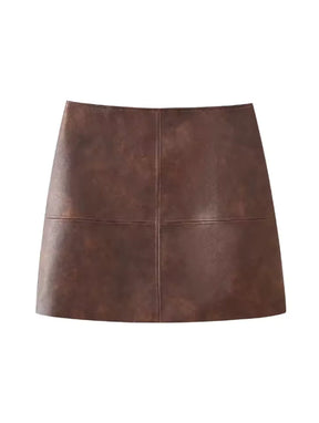Saia em Couro Bold