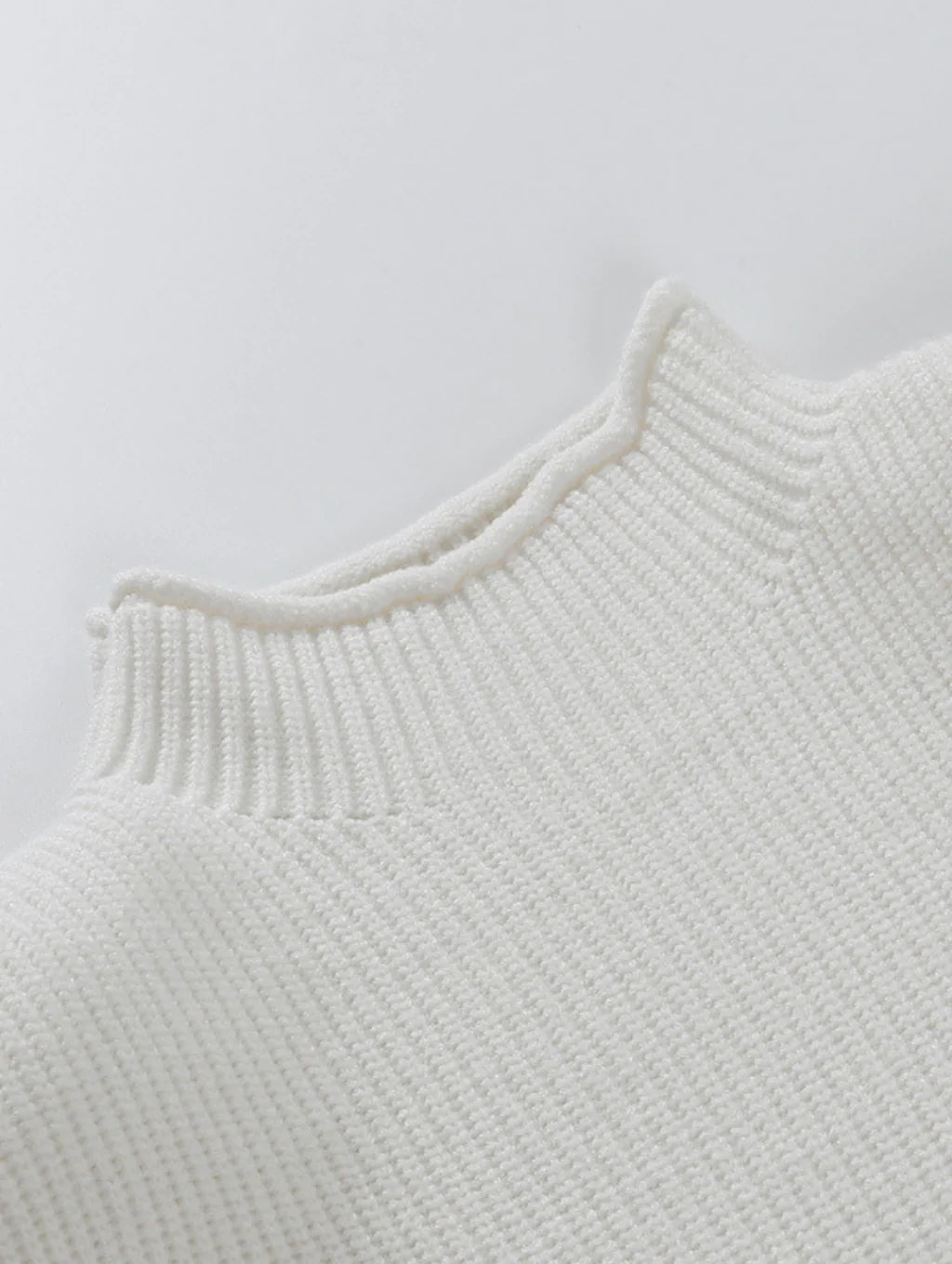 Blusa Casual de Tricô Gola Alta