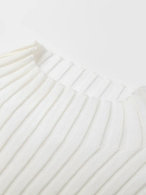 Conjunto de Tricô Canelado com Suéter de Gola Alta e Calça Flare de Cintura Alta