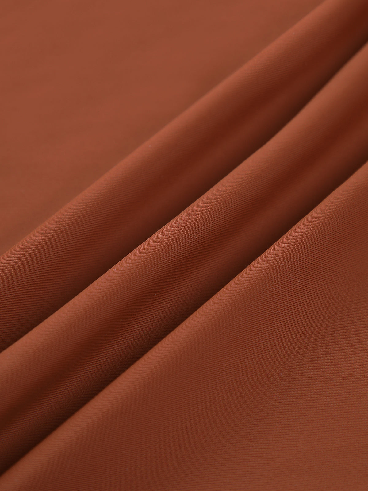 Maiô com Bojo Removível e Recorte Contrastante