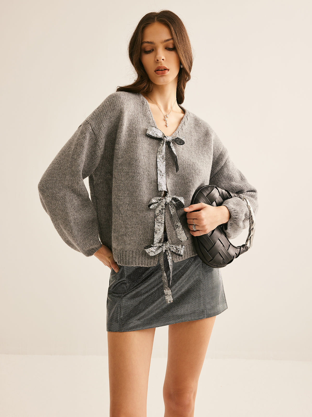 Cardigan com Nó e Laço em Decote V