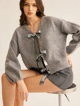 Cardigan com Nó e Laço em Decote V