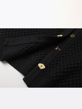 Cardigan com Botões Geometricos