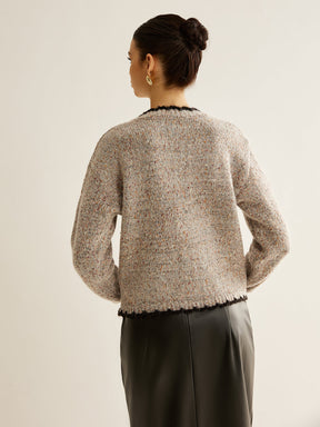 Cardigan Versátil com Botões e Acabamento Contrastante