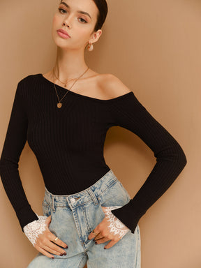 Suéter Slim Assimétrico com Punho de Renda