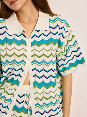 Conjunto de Camisa e Short de Malha com Padrão Chevron