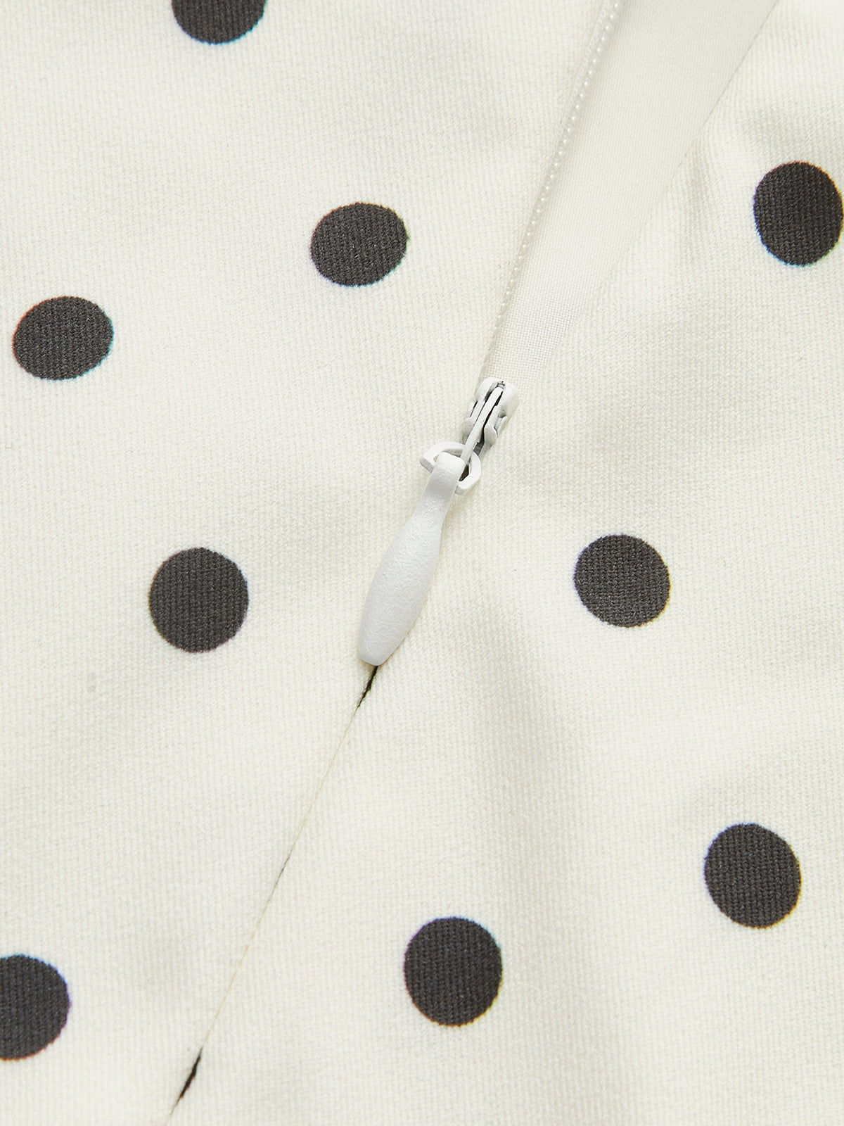 Vestido Curto com Estampa Polka - Lace