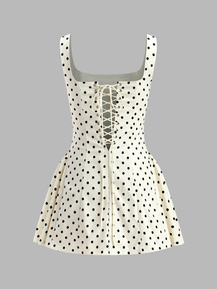 Vestido Curto com Estampa Polka - Lace