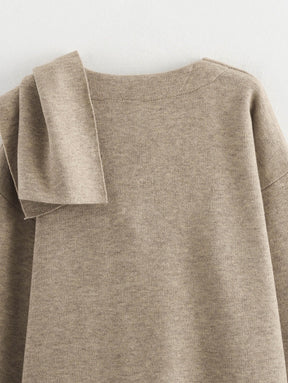 Casaco Assimétrico com Cachecol