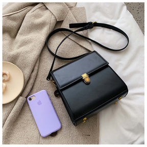 Bolsa Pequena Transversal Carteiro Box - Poppy