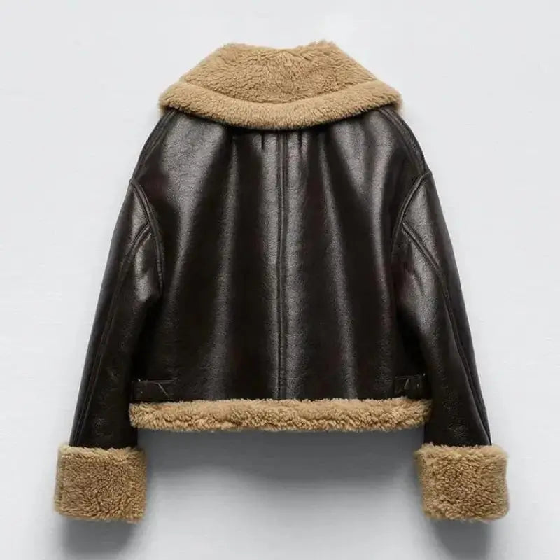 Jaqueta de Couro Forrada em Lã [PRONTA ENTREGA]