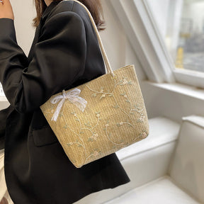 Bolsa de Praia em Palha Nobre Bordada com Flores