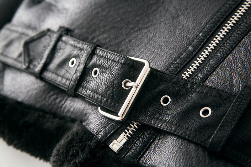 Jaqueta de Couro Forrada em Lã