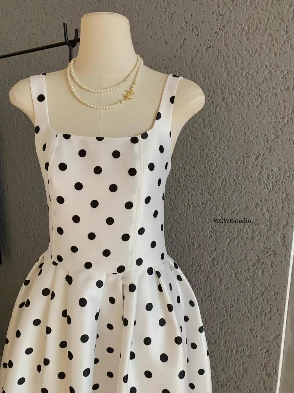 Vestido Longo com Estampa Poá - Brigitte