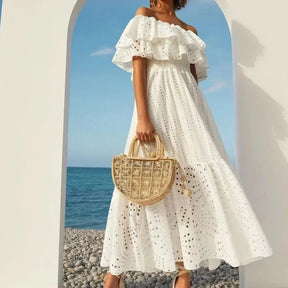 Vestido Midi em Renda Laise