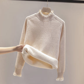 Suéter Peluciado com Detalhes de Renda - Fluffy