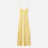 Vestido de Cetim com Alça Ajustável